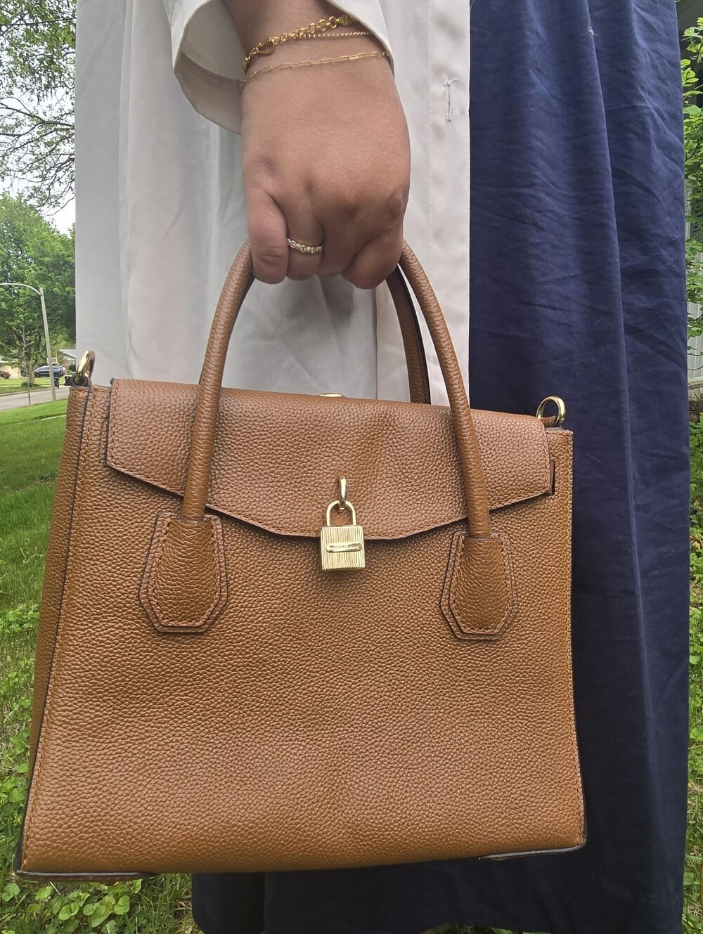 Michael Kors Convertable Satchel Caramel Brown Leather Quite Luxury - Picture 4 of 16